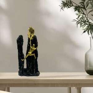 Rock Climber Retro Rock Statue for Home