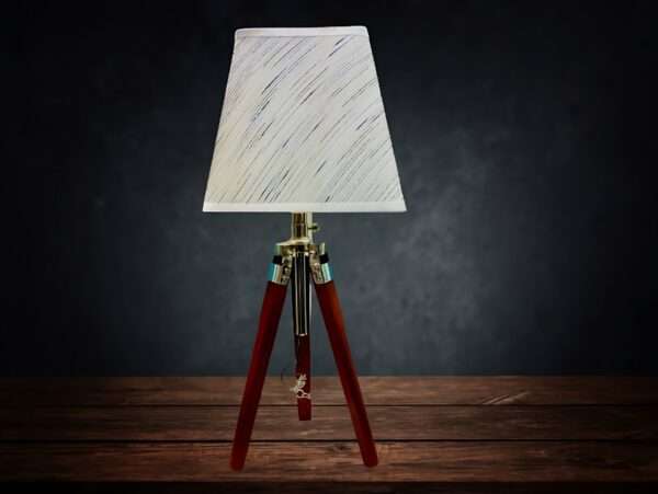 Corss Wood Decstor Table Lamp